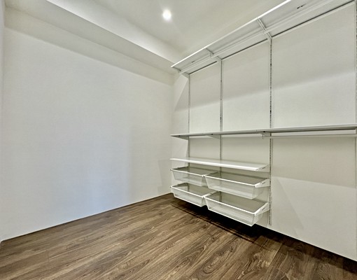 靓瑜學姊!亞洲新灣區|大遠百三多商圈捷運|質感全新2房平車 - Image 12