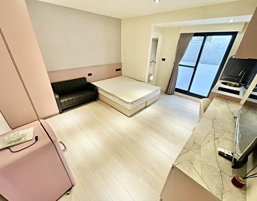 大里🔸質感裝潢🔸可租補報稅🔸小廚房有抽油煙機 - Image 1