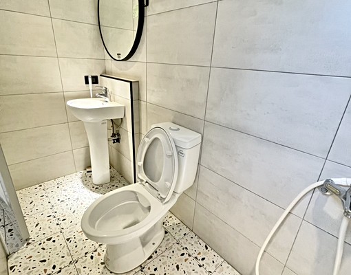 大里🔸質感裝潢🔸可租補報稅🔸小廚房有抽油煙機 - Image 10