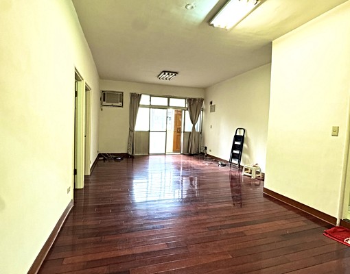 社宅『永和中正路823公園公寓大四房』免仲費可租金補助入戶籍 - Image 3