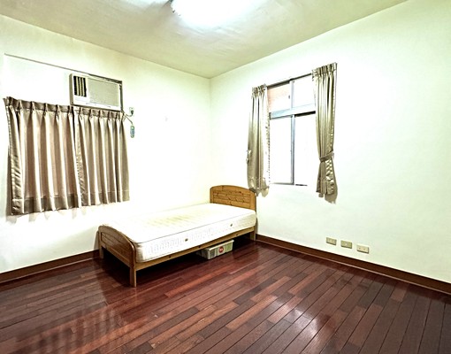 社宅『永和中正路823公園公寓大四房』免仲費可租金補助入戶籍 - Image 7