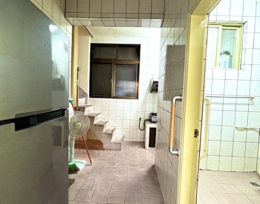 社宅『新店安康秒殺公寓三房』免仲費可租補報稅戶籍 - 591租屋網 - Image 6