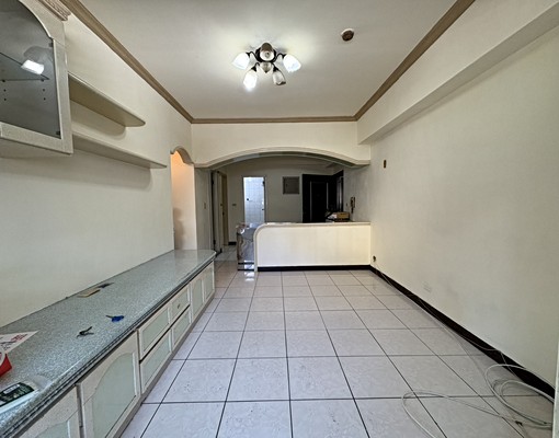 房仲夫妻推薦三峽電梯華廈三房 - Image 1