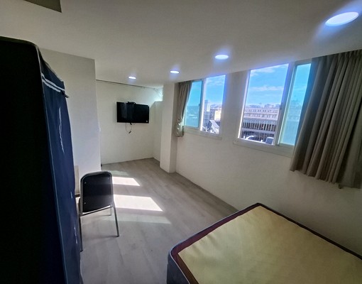 火車站轉運站對面全配備家電🏘獨立套房 - Image 5