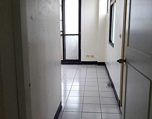 售六樓賣100萬😻輕鬆能賺50萬穩定月收八千現有租客環境純 - Image 12