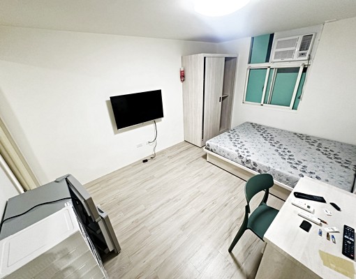 日月光廣場【超值租案】對外窗★戶數少★變頻冷氣 - Image 1