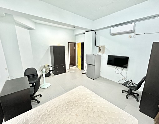 高鐵明道🍁可貓短租🍁獨洗曬🍁室內機車🍁家具電全配 - Image 6