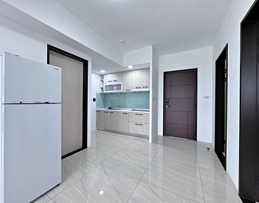 A10山鼻芳彬撰全新兩房車 - Image 4