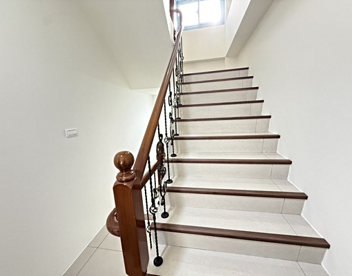 磐石竹光路|五大房|雙主臥|日式別|衛浴皆對外窗 - Image 15