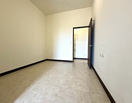 青埔生活圈💞全新交屋大2房➕平面車位🚗可租補、入戶籍 - Image 4