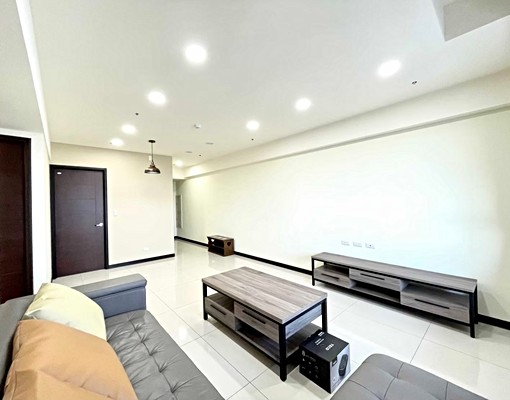 超級漂亮空間大💖🦁吱吱秒殺四房平車!!🥇文心中清捷運站 - 591租屋網 - Image 2