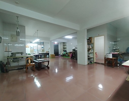 近景安中正路一樓好停車大空間倉庫地下室有後門 - 591租屋網 - Image 1