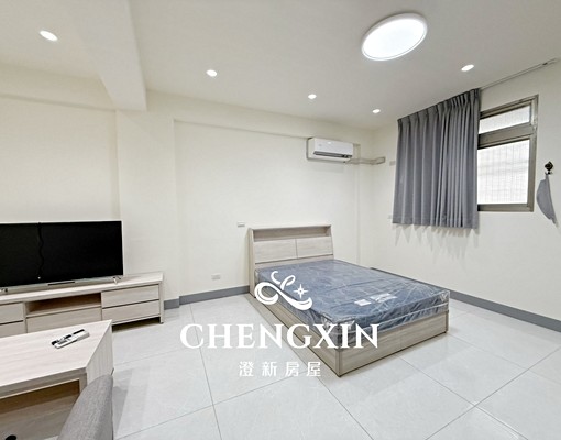 🎉12坪大套房/衛浴乾濕分離/台電計費/獨立陽台洗衣機🎉 - Image 3