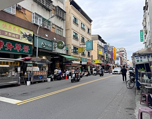 三多捷運/新光三越漂亮大套房/傢俱全/大陽台 - 591租屋網 - Image 3