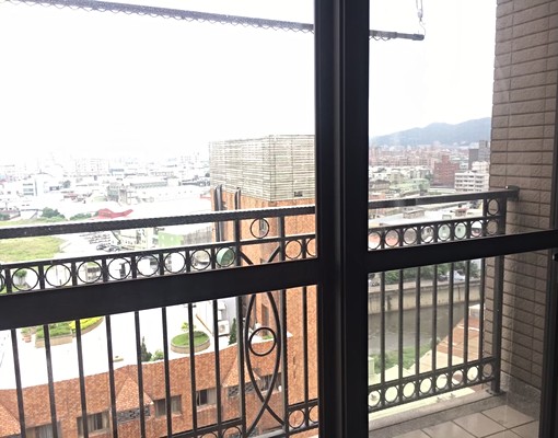 東村⭐輔大捷運站⭐電梯大套房⭐台水電計費⭐有陽台 - Image 2