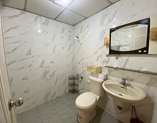 📍中興大學旁|大四房🌟傢俱電全🌟管理室🌟可租補入戶籍 - Image 13