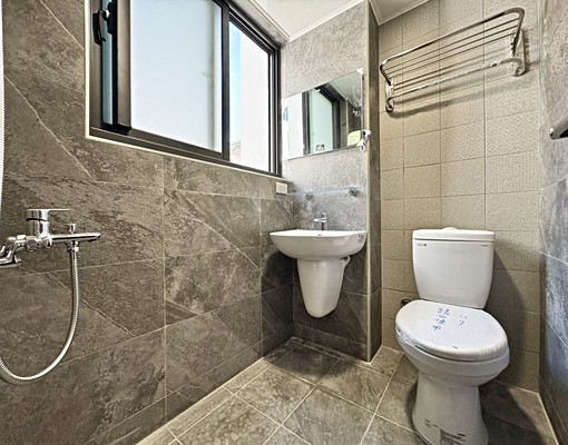 整棟全新✨走路捷運站電梯套房🔥可報稅、雙租補👑附機車位 - Image 12