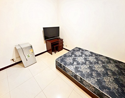 免佣）近光華國小【超值租案】有電梯★對外窗★獨立衛浴 - 591租屋網 - Image 3