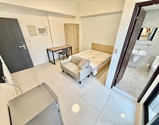 整棟全新電梯✨可租補✨機車位😍陽台獨洗衛浴開窗‼️ - Image 4