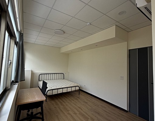 採光極佳屋主自租分租套房 - Image 1