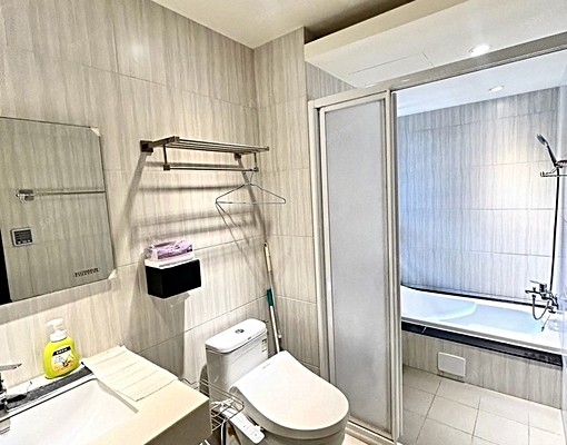 太原軍功東山💖可雙租補超美系統精裝兩房浴缸💖高樓視野 - Image 7