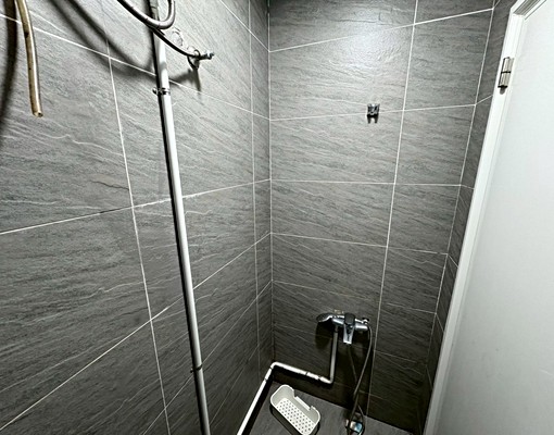 海山✨採光通風獨洗✨垃圾代收✨免爬高✨傢俱齊全大空間 - Image 10