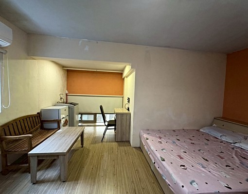 海山✨採光通風獨洗✨垃圾代收✨免爬高✨傢俱齊全大空間 - Image 5