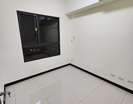 玖原君喜◆捷運中和站◆南山國中◆客廳採光◆有車位◆可租補 - Image 7