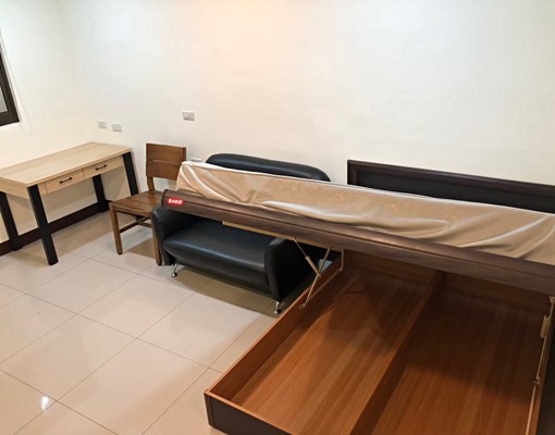 $限時降價$近市府火車站寧靜明亮乾淨 - Image 9