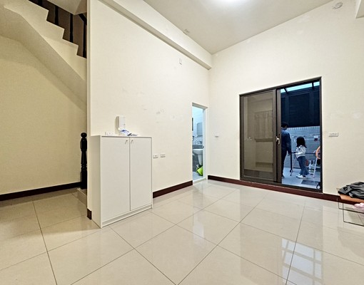 沙鹿透天⭐可租補戶籍⭐可寵物神明營登⭐雙學區雙商圈 - Image 4