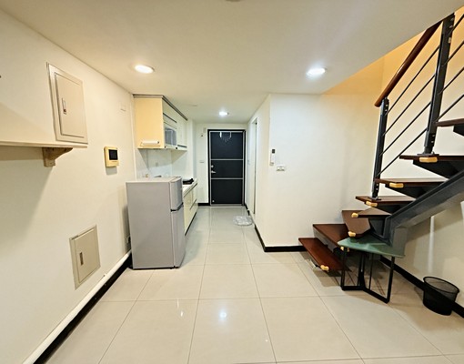 經國艷1房1廳1衛有陽台 - Image 1