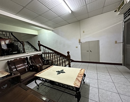 東區近市立醫院仁德交流道套房 - Image 11