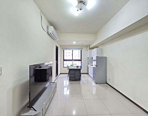 中路市政潤隆3房平面車位~誠意出租 - Image 1