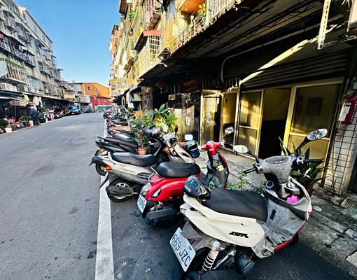 力行路一樓可租屋補貼大空間住辦 - Image 1