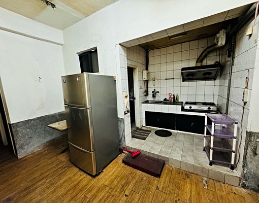 力行路一樓可租屋補貼大空間住辦 - Image 3