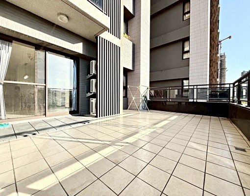 可租補、寵物🐶|大兩房+獨立平車含管|超大露臺 - Image 12