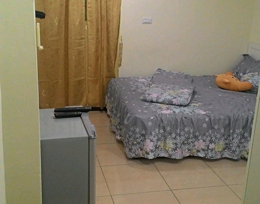 有固定汽車位+獨立洗衣機,廁所有採光 - Image 2