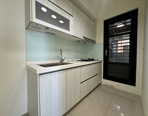 春福學學超強河景三房平車 - Image 2