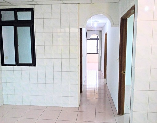 28坪室內大空間,房屋三面採光,三房二廳,二套衛浴、一陽台 - Image 8