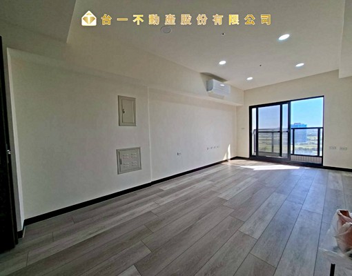 TO免仲/可補助/青埔A19旁全新三房家具可議 - Image 1