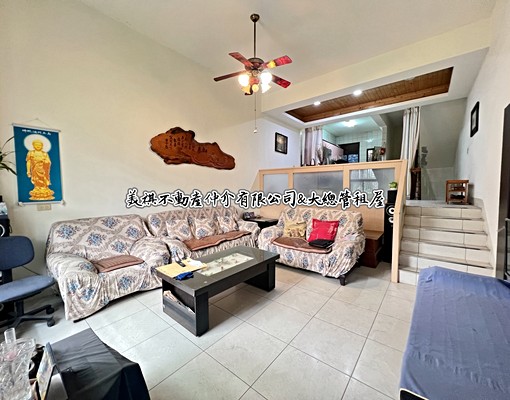 學區、車站、市區靜巷五房別墅(成交需收半個月服務費) - Image 1