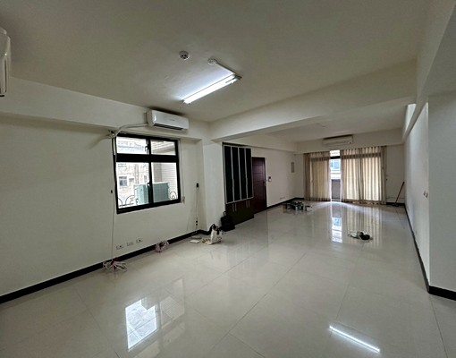 稀有英專商圈電梯公寓超大坪數好規劃3房可營登租補 - 591租屋網 - Image 3