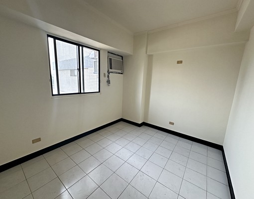 德安公教近文化中心綠意盎然通風明亮3房平車 - Image 6