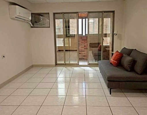 復國新城高樓層三房(租) - Image 1