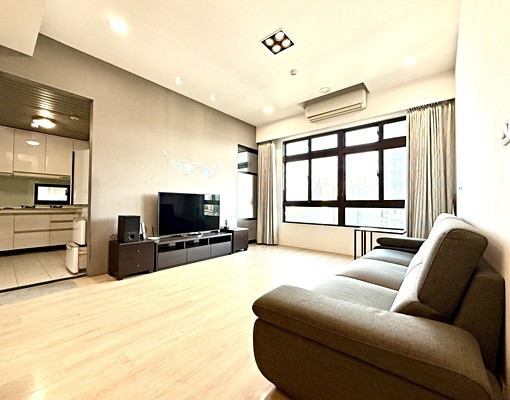 龍山國小商圈,達文西3房車 - Image 1