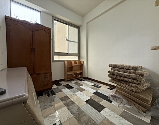 可租補⭐免服務費⭐新化靜謐透天四房⭐五泰小勳 - Image 10