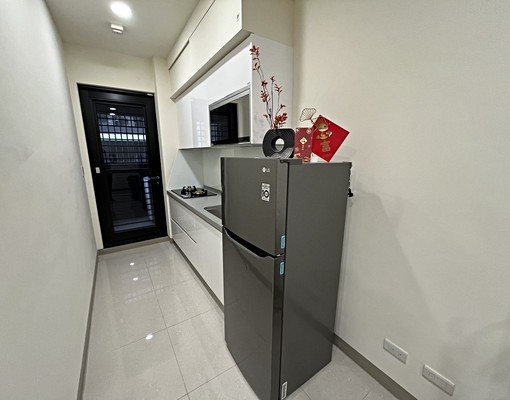 正義火車站全新兩房+車位(可租補) - Image 8