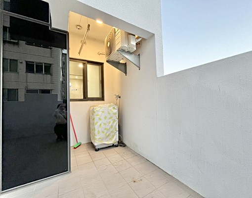 極新完工💕秒殺系統裝潢✨陽台獨洗✨可雙租補✨超大露臺 - Image 11