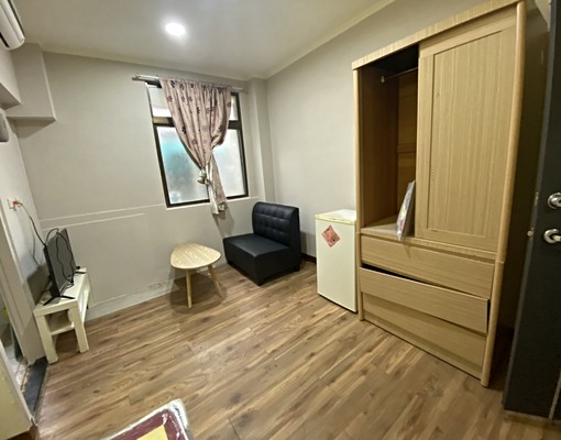 水源路小套房生活機能佳黃金地段稀有出租 - Image 3