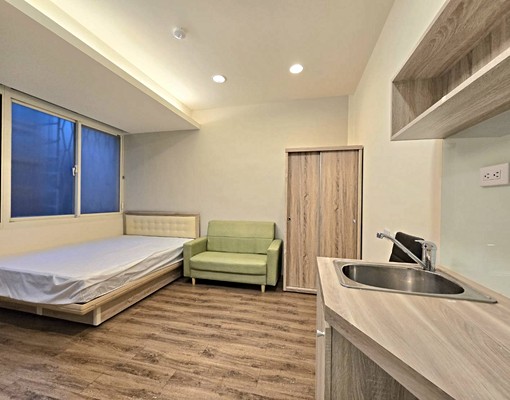 可租金補助.永和國小旁.家俱家電齊全.安靜採光棒有獨立陽台 - Image 2